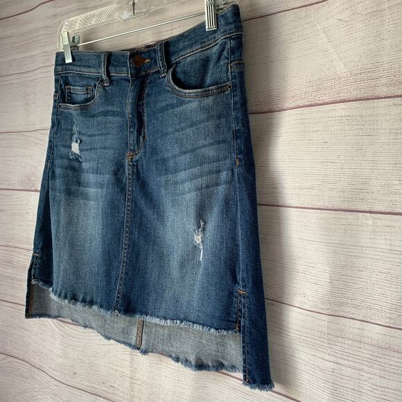 Harper Denim Blue Jean Skirt High Low Distressed Frayed Hem Size Medium - Picture 12 of 13